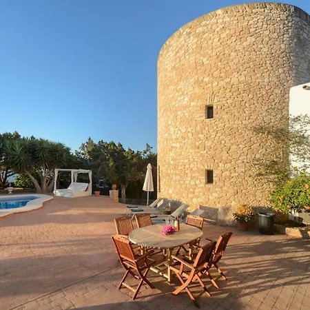 Mestre Is A Huge With Stunning Sunset Views Near To San Antonio Villa San Antonio (Ibiza)