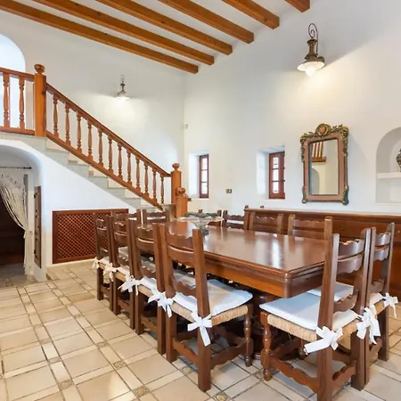 Mestre Is A Huge With Stunning Sunset Views Near To San Antonio Villa San Antonio (Ibiza)
