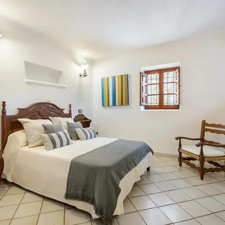 Mestre Is A Huge With Stunning Sunset Views Near To San Antonio Villa