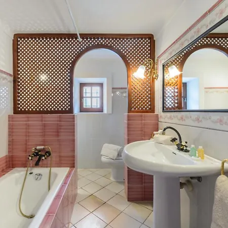 Villa Mestre Is A Huge With Stunning Sunset Views Near To